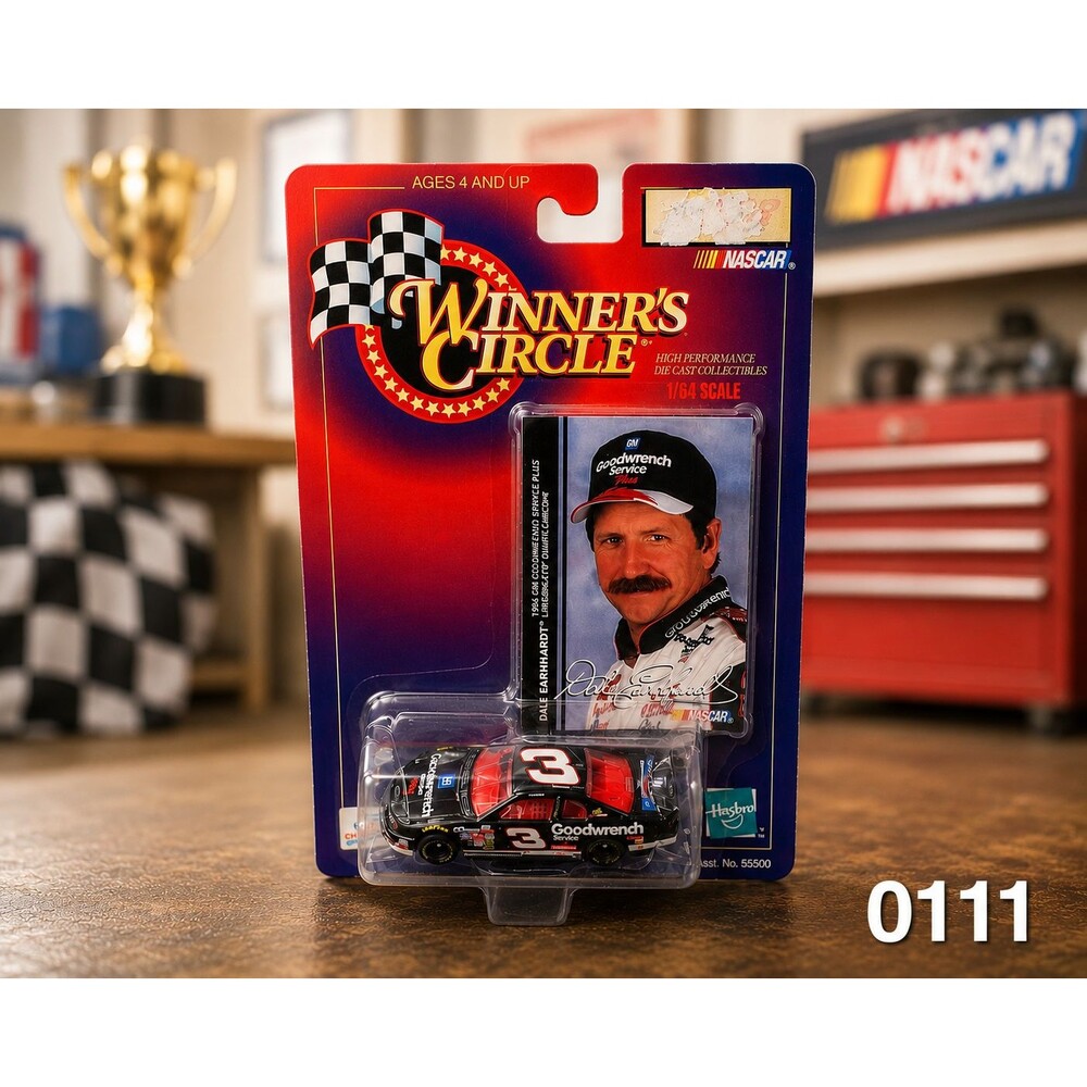 1999 Winner's Circle #3 Dale Earnhardt GM Goodwrench 1:64 NIP w/ Photo Card-0111